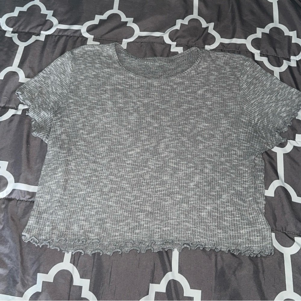 American Eagle Gray Crop Top